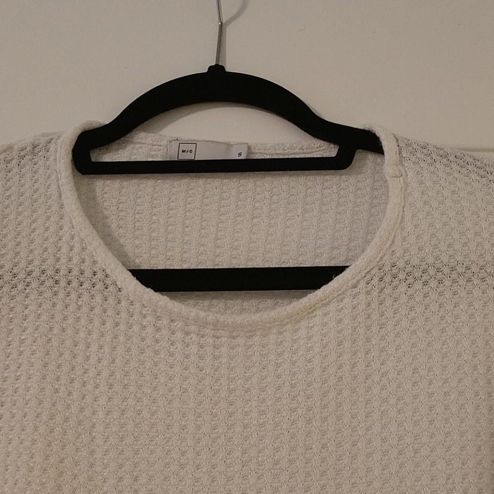 Sweater - Picture 3 of 3